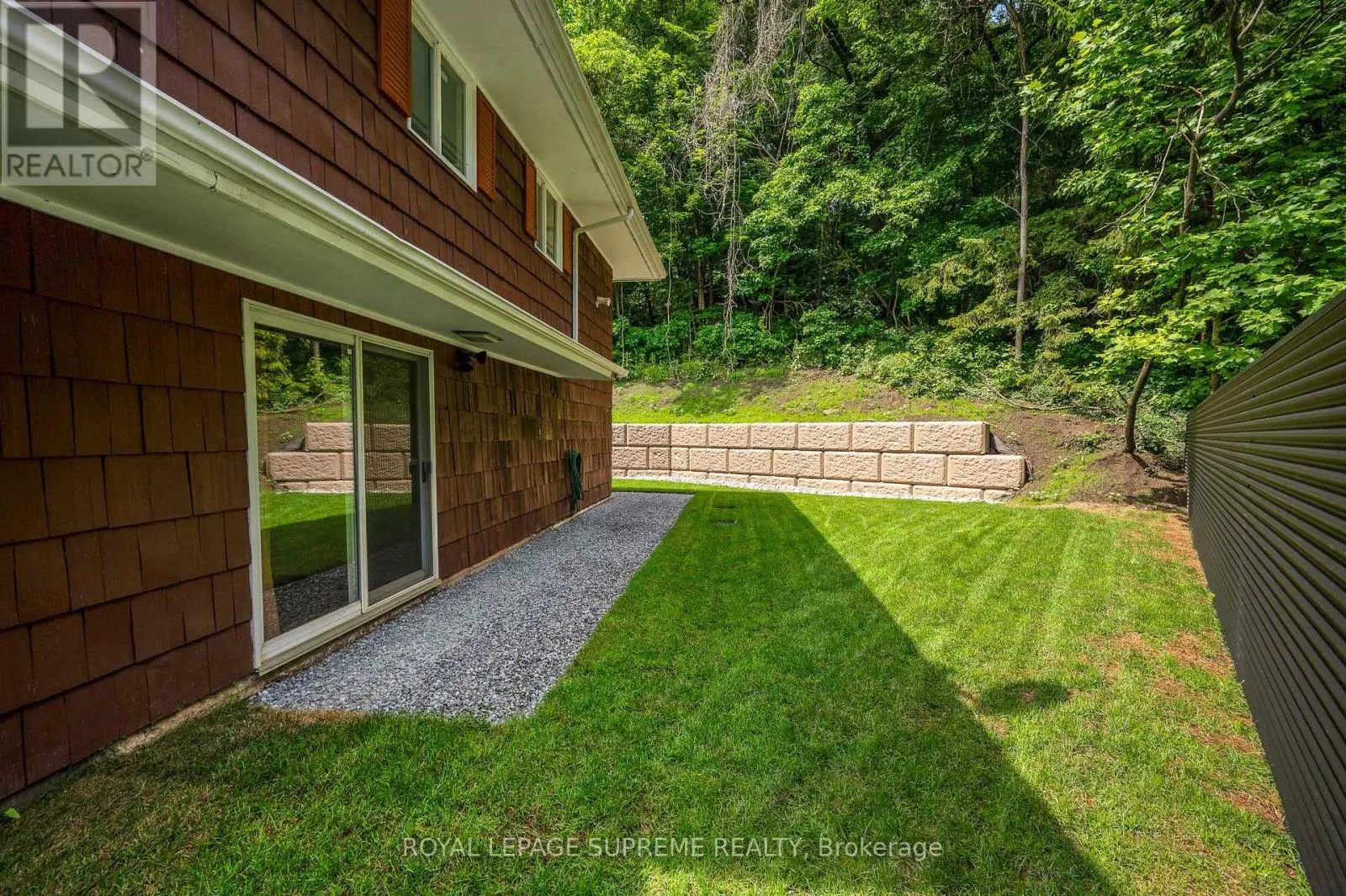 2035 HOLLOW ROAD