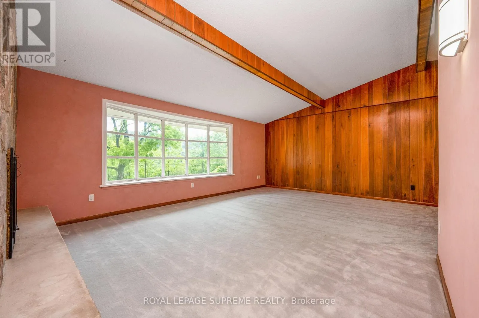 2035 HOLLOW ROAD