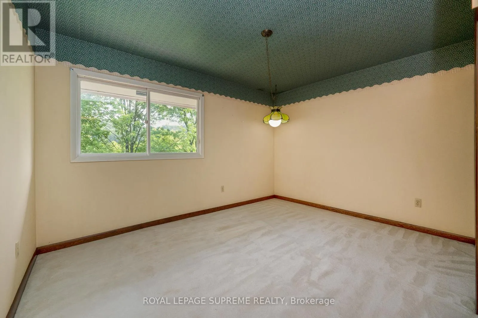 2035 HOLLOW ROAD