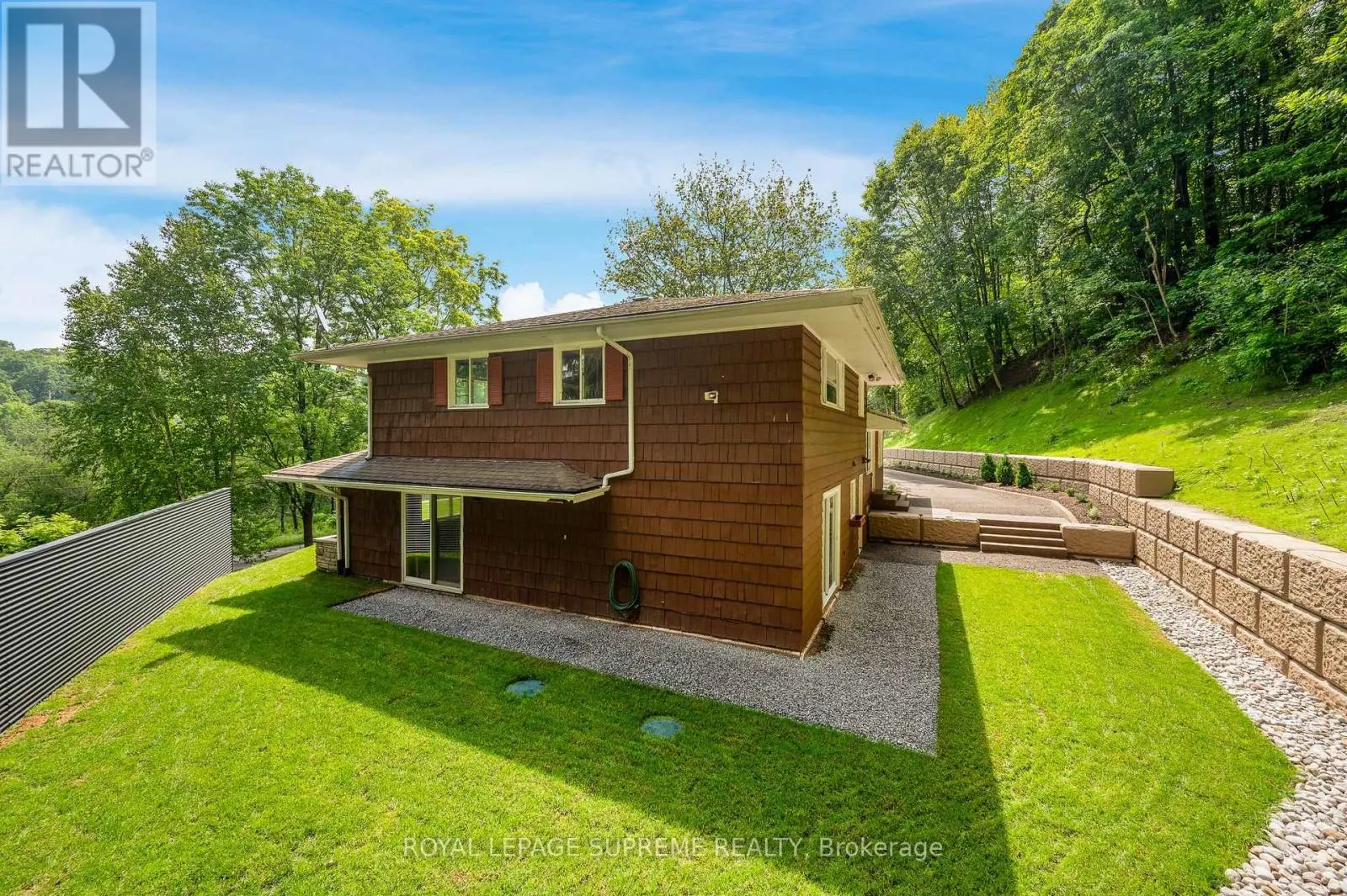 2035 HOLLOW ROAD