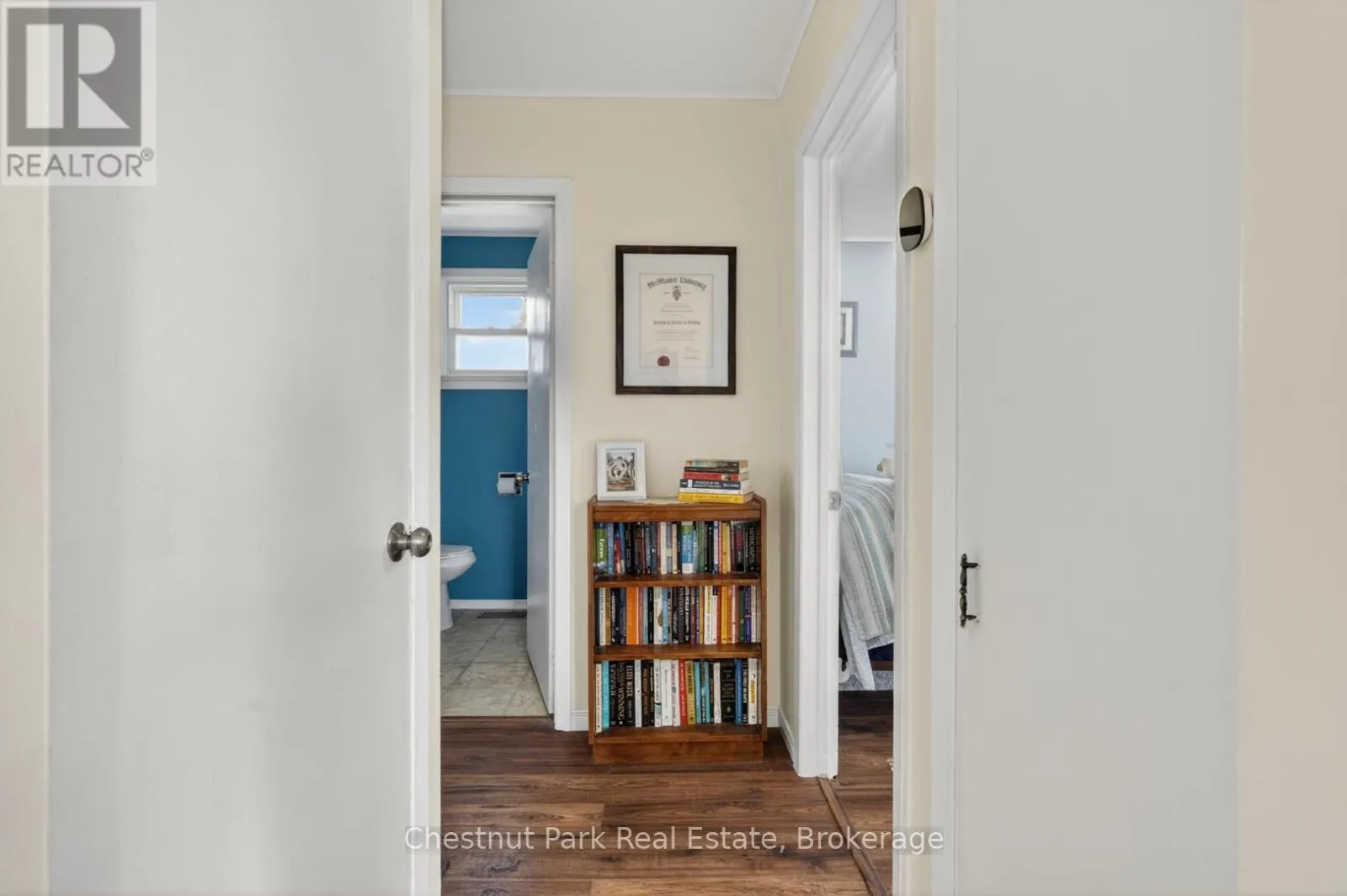 213 YONGE STREET
