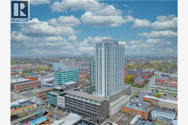 903 - 55 DUKE STREET W