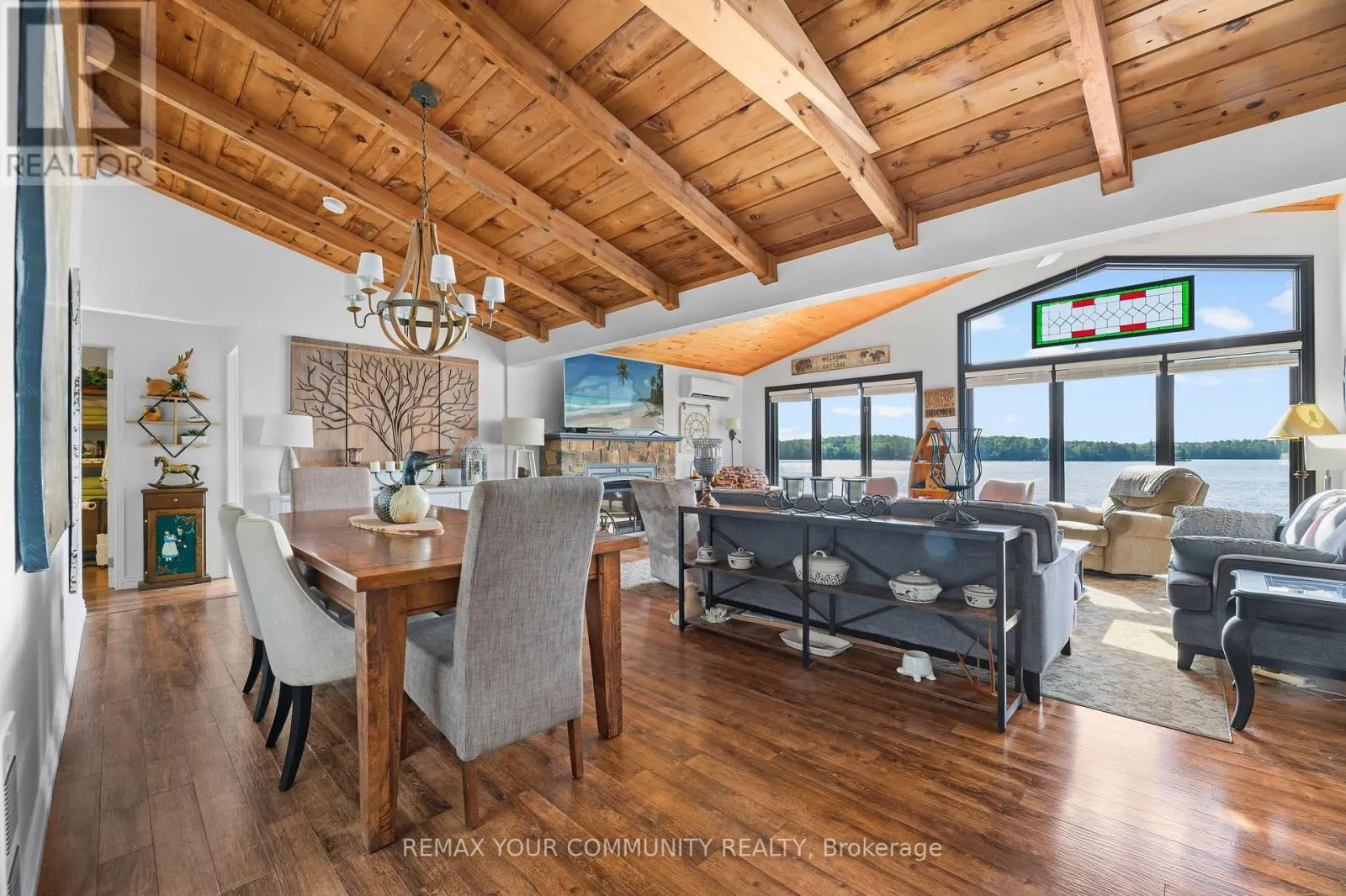 511 EAST CLEAR BAY ROAD