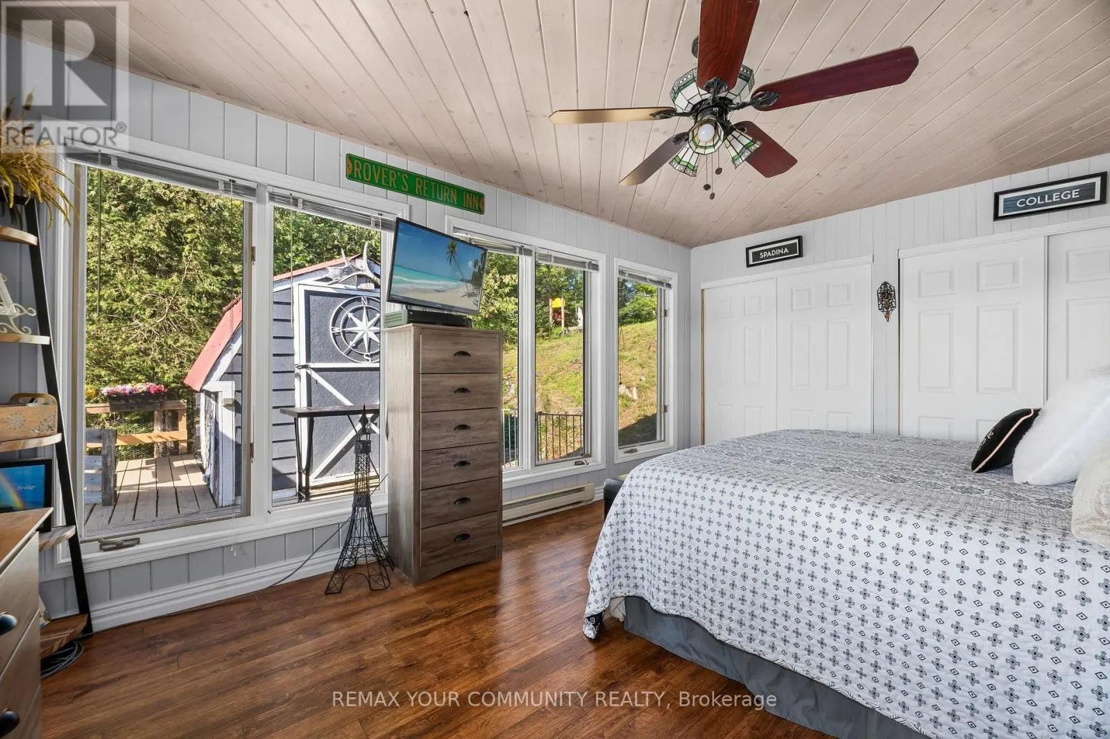 511 EAST CLEAR BAY ROAD