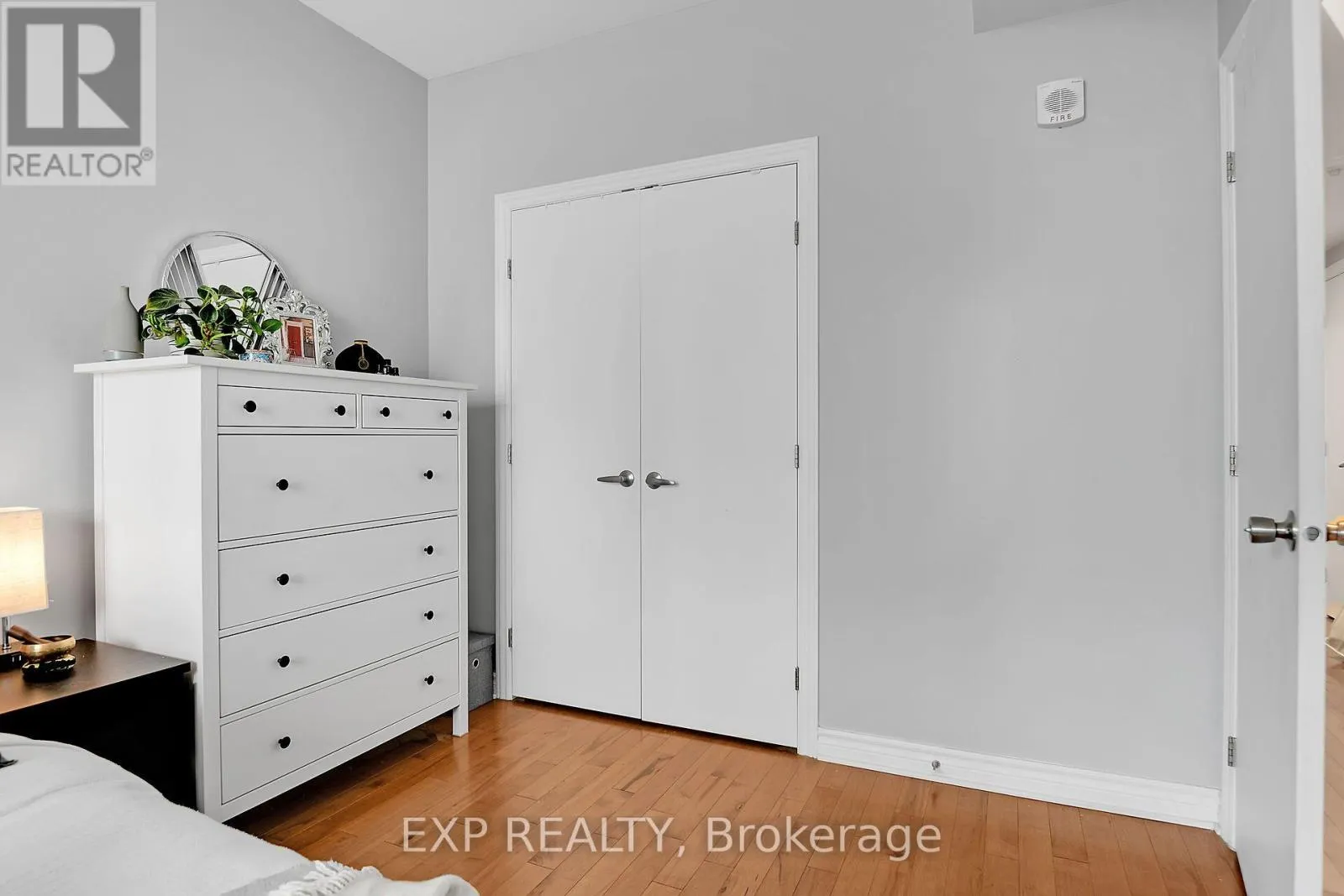 203 - 575 BYRON AVENUE