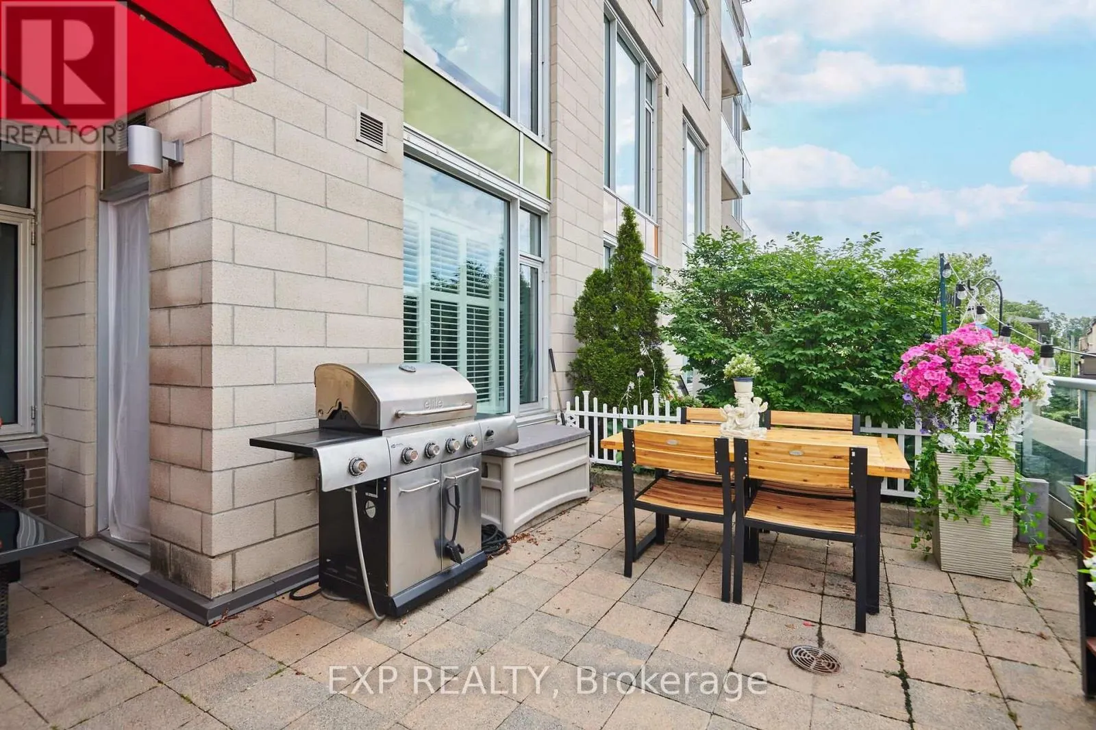 203 - 575 BYRON AVENUE