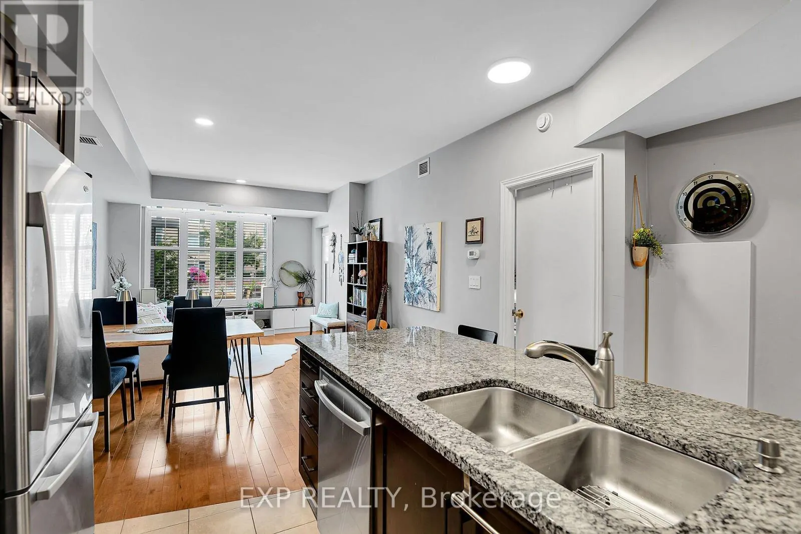 203 - 575 BYRON AVENUE