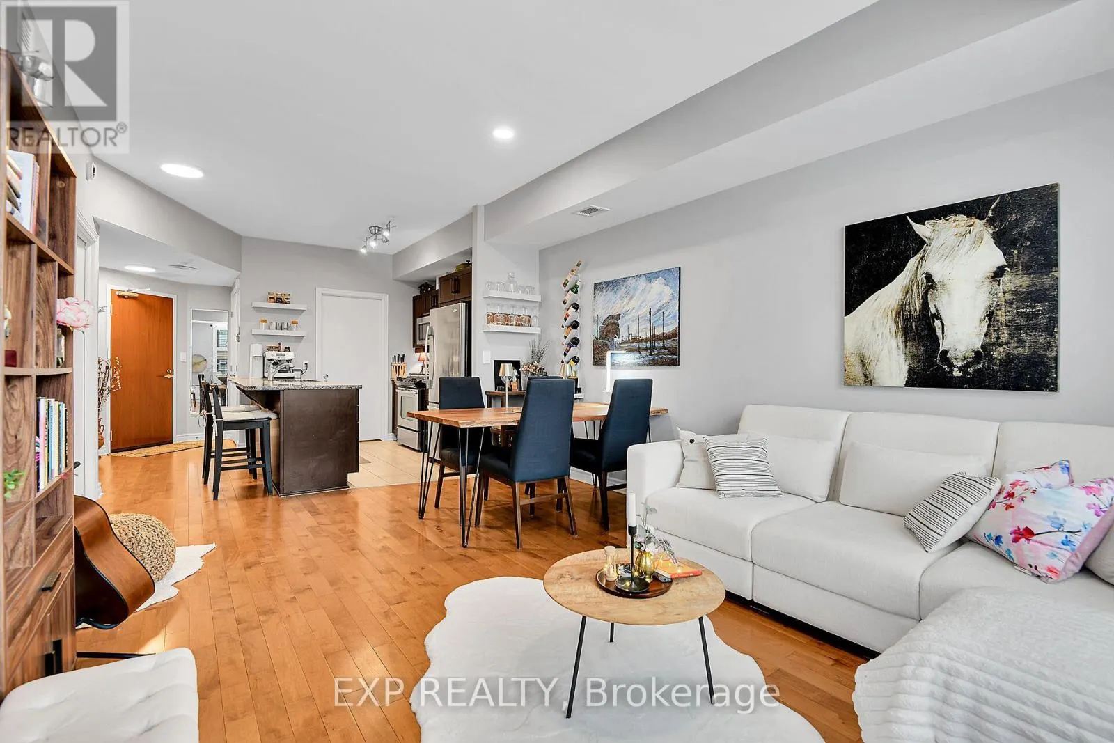 203 - 575 BYRON AVENUE
