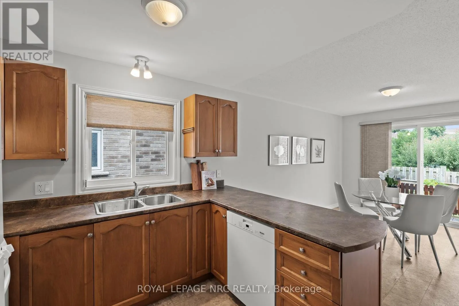 3988 SUNSET LANE
