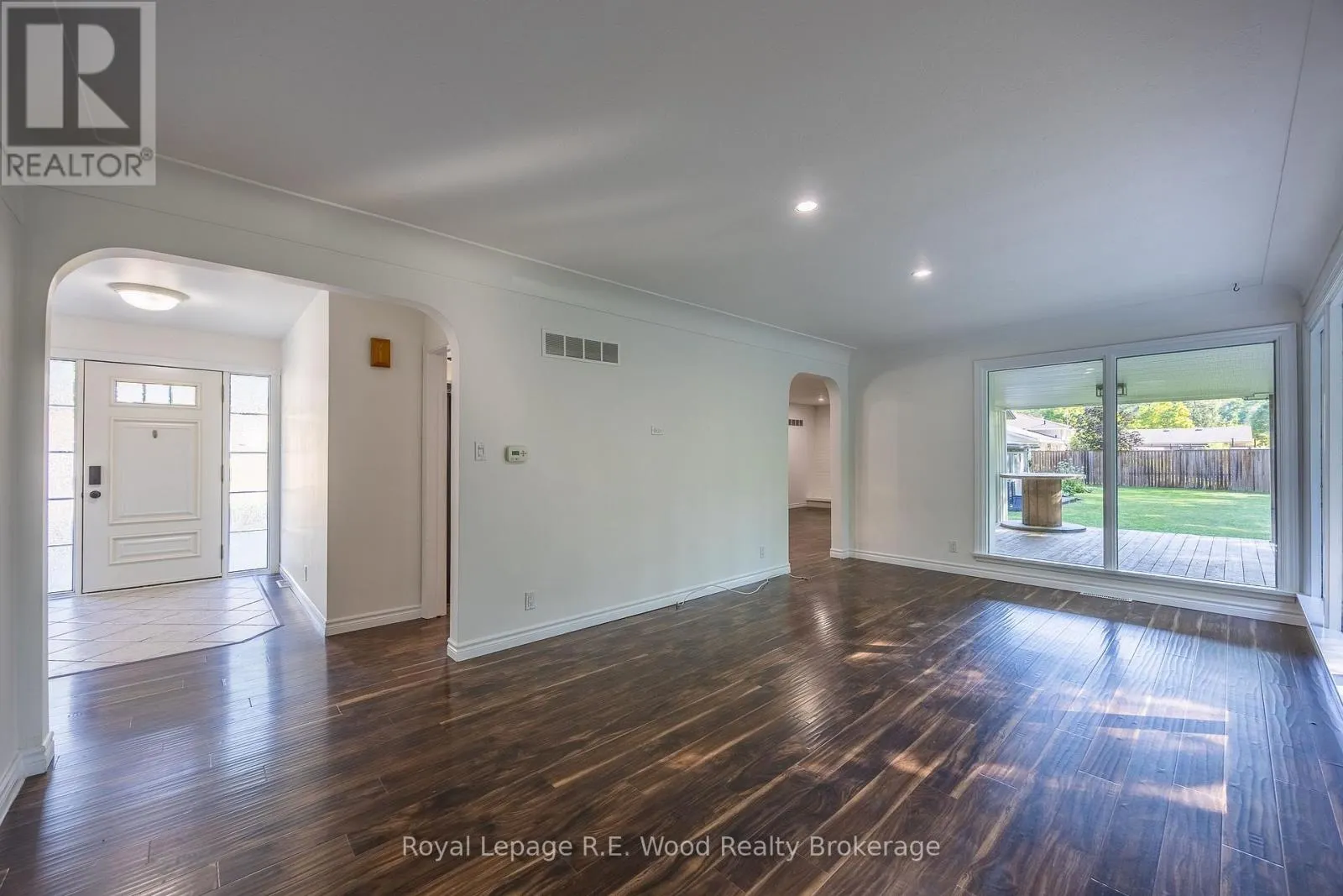 6 HIGHLAND DRIVE