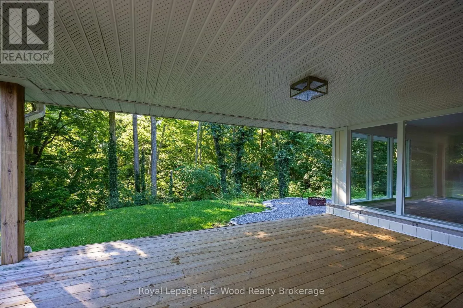 6 HIGHLAND DRIVE