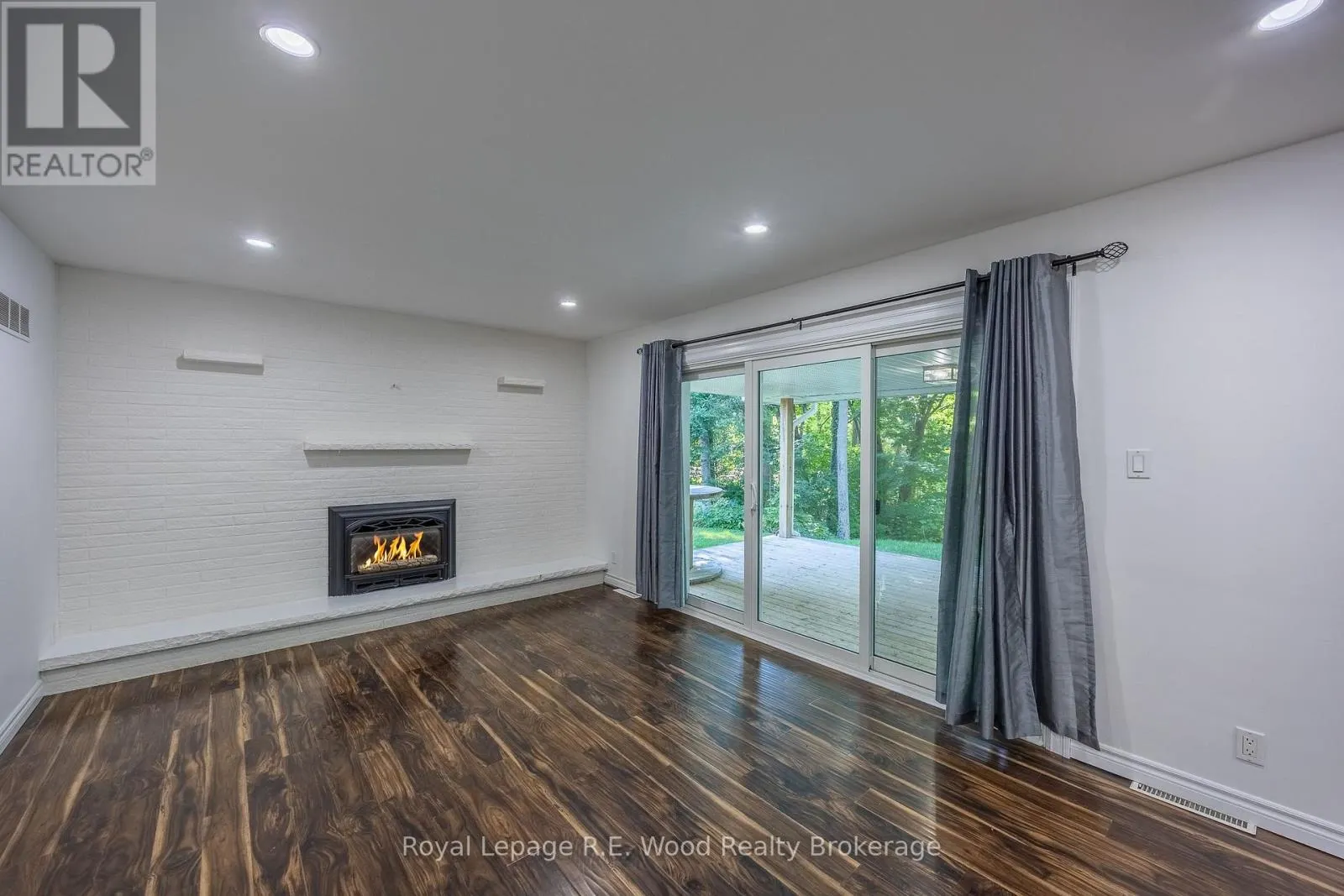 6 HIGHLAND DRIVE