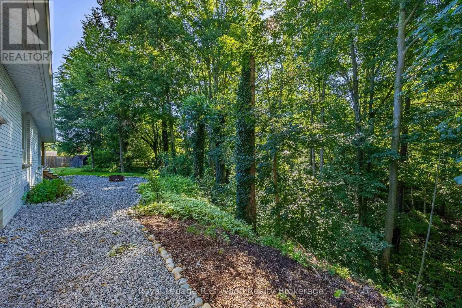 6 HIGHLAND DRIVE