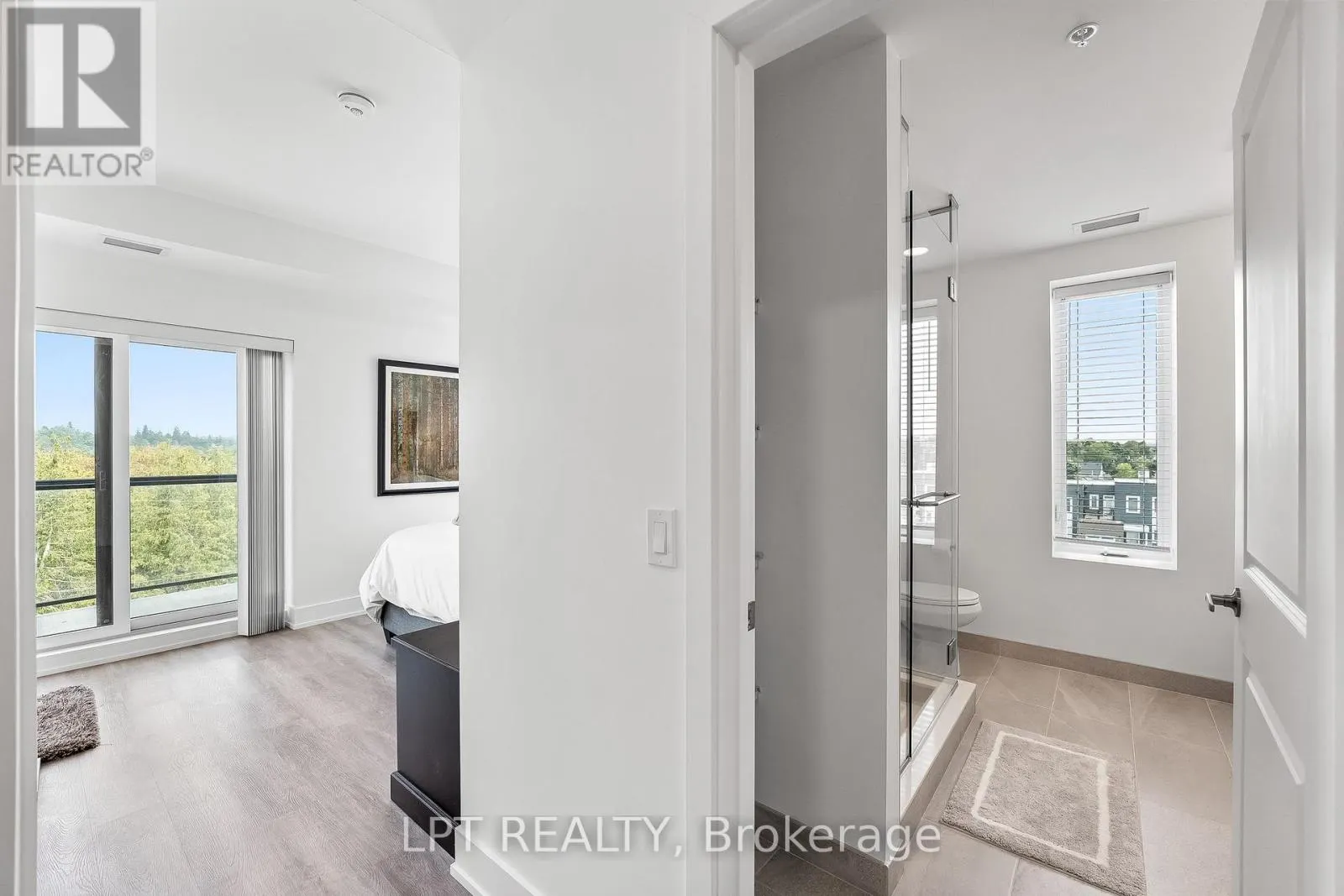 402 - 19B WEST STREET N