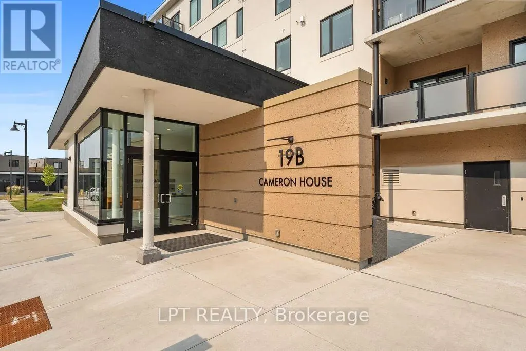 402 - 19B WEST STREET N