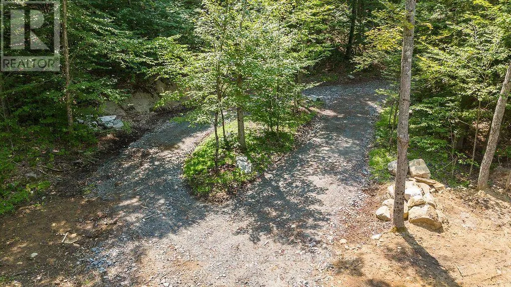 LOT #15 - 101 GRYFFIN BLUFFS LANE #Lot #15