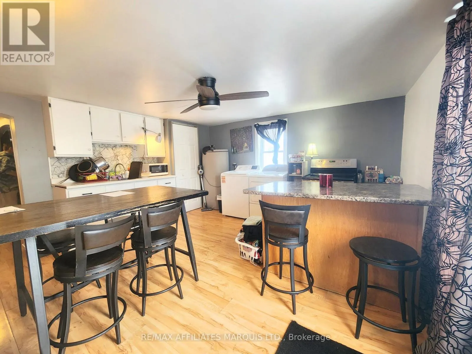 12 - 12A CARTIER AVENUE