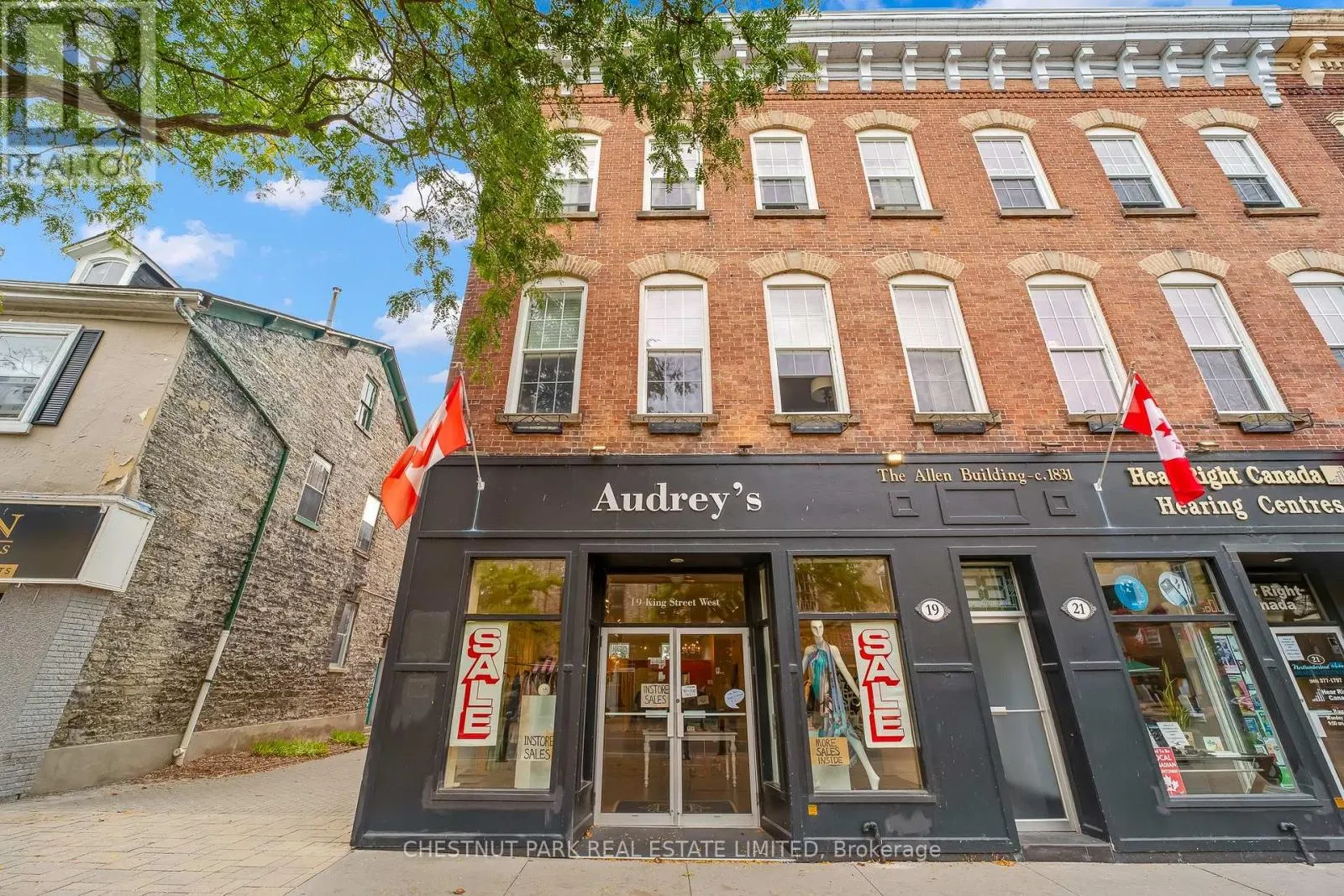 2-19 KING STREET W