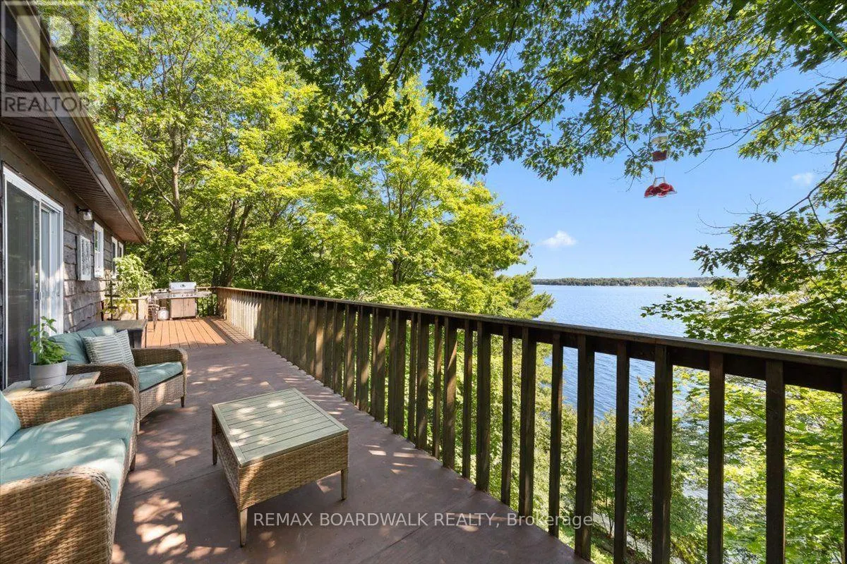 781 NORTH SHORE ROAD