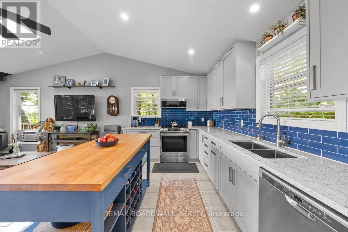 781 NORTH SHORE ROAD