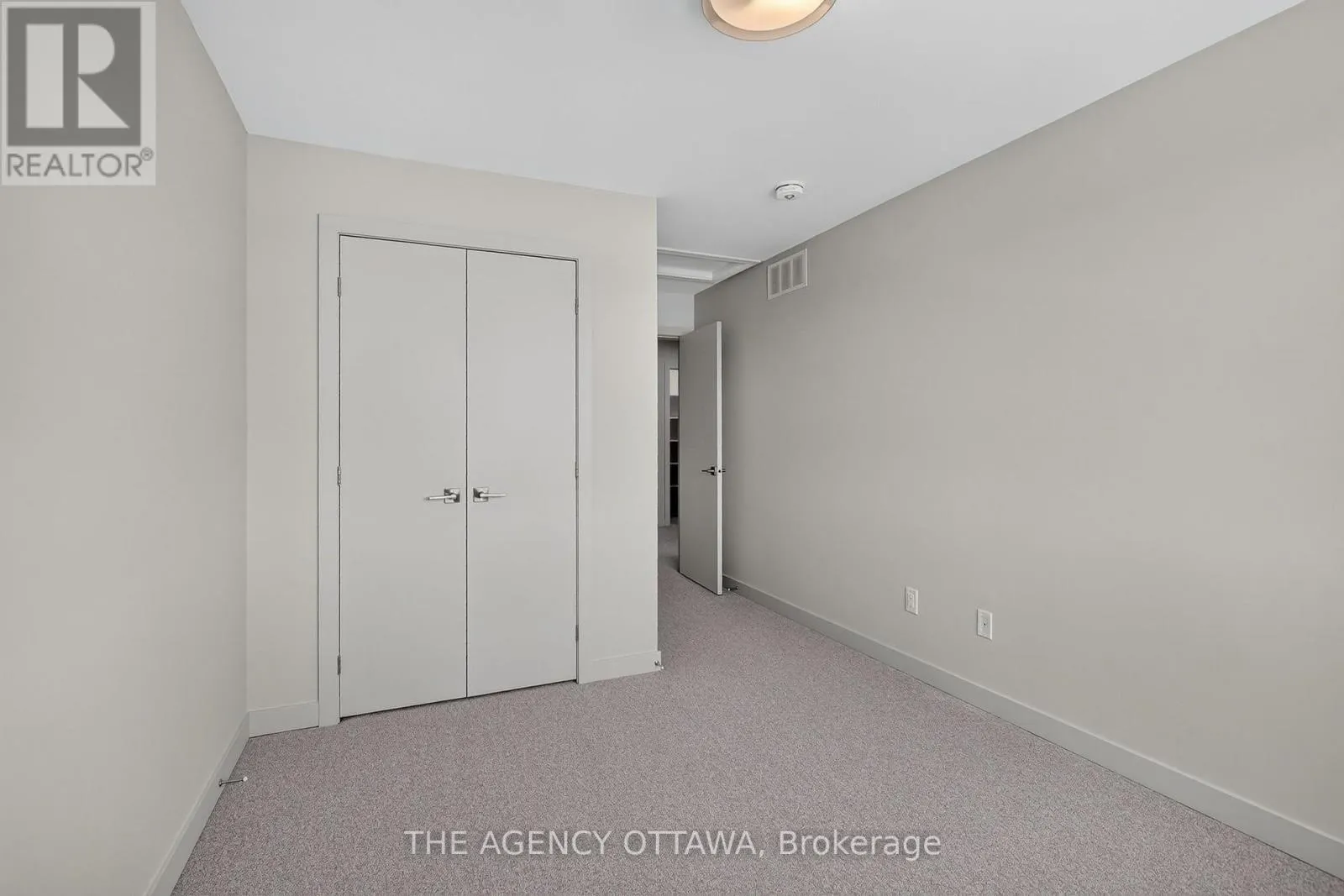 3007 SHOWCASE CRESCENT
