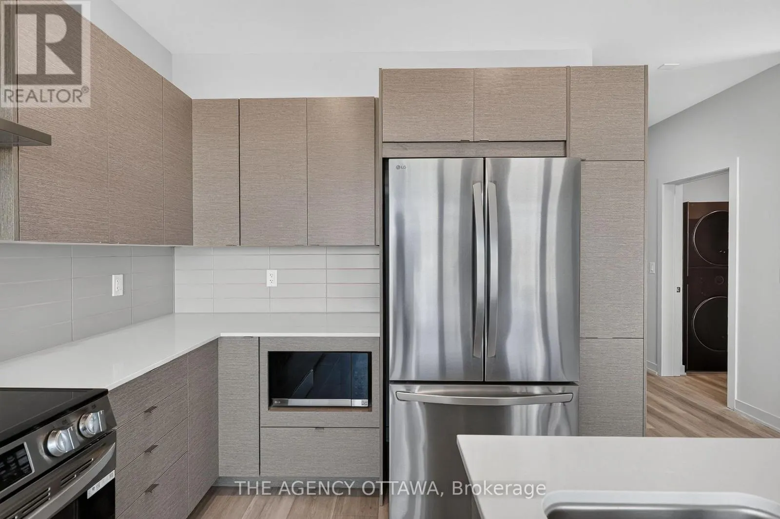 3007 SHOWCASE CRESCENT