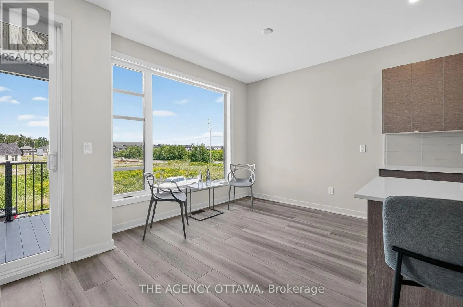 3007 SHOWCASE CRESCENT