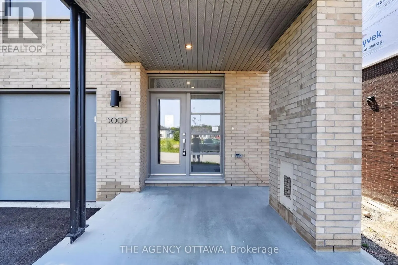 3007 SHOWCASE CRESCENT