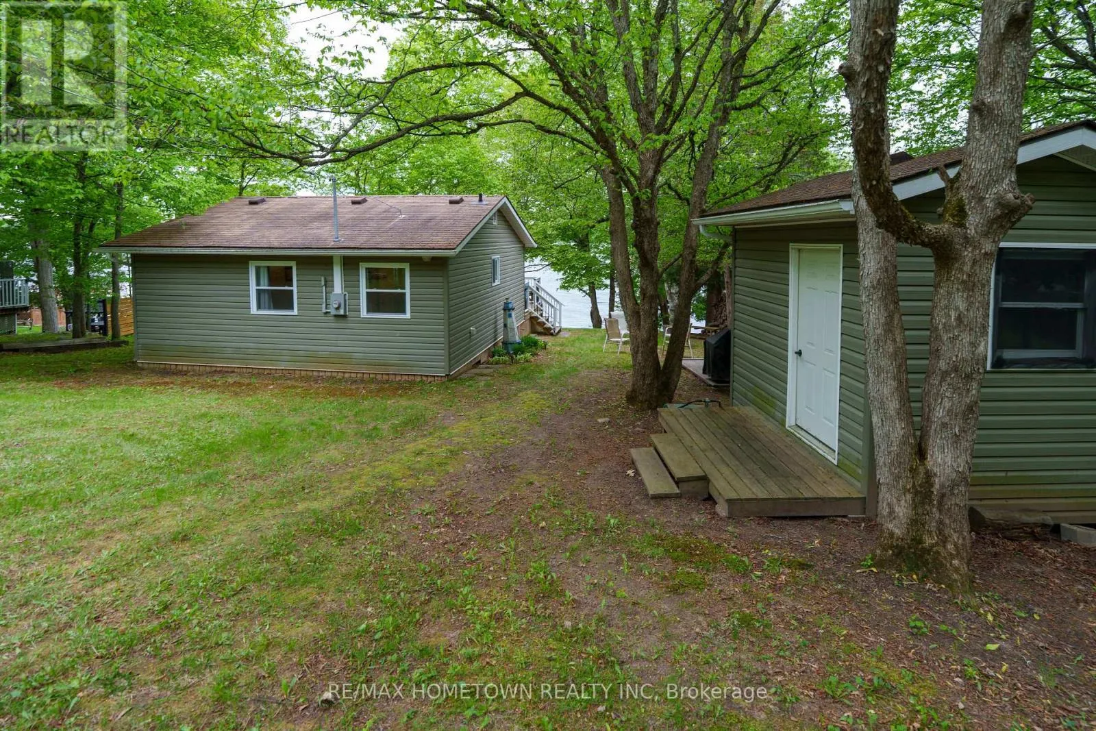 66 SCOTT LANE