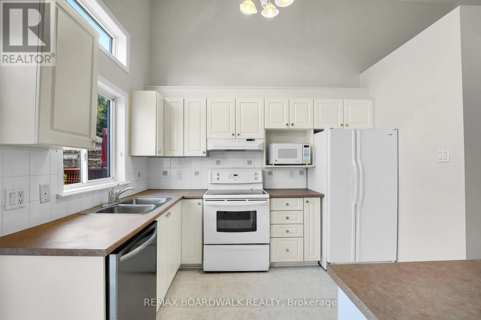 5 MAPLE PARK PRIVATE