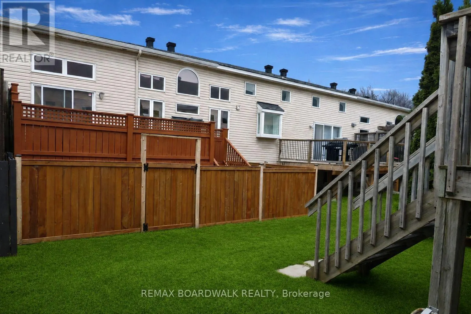 5 MAPLE PARK PRIVATE