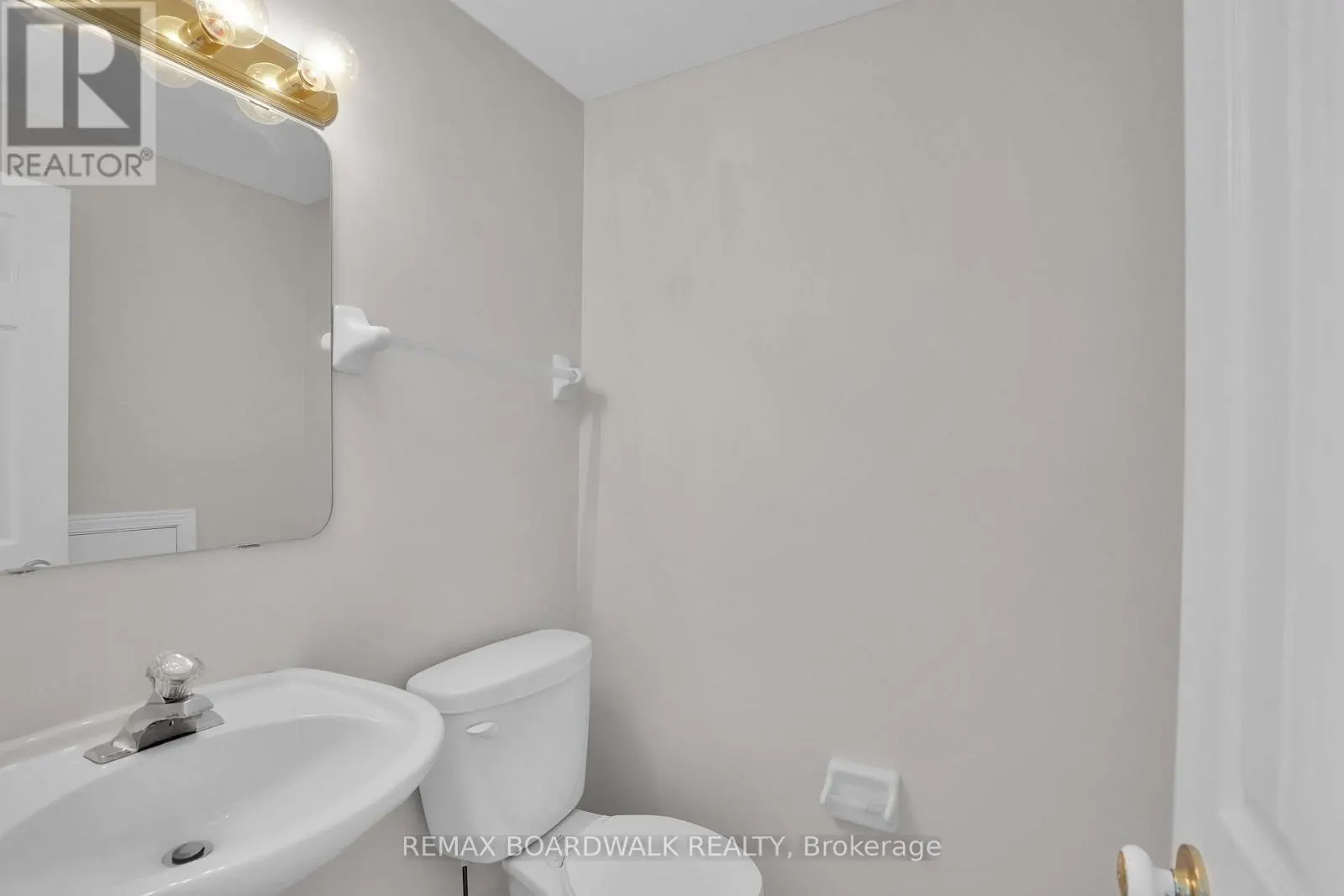 5 MAPLE PARK PRIVATE