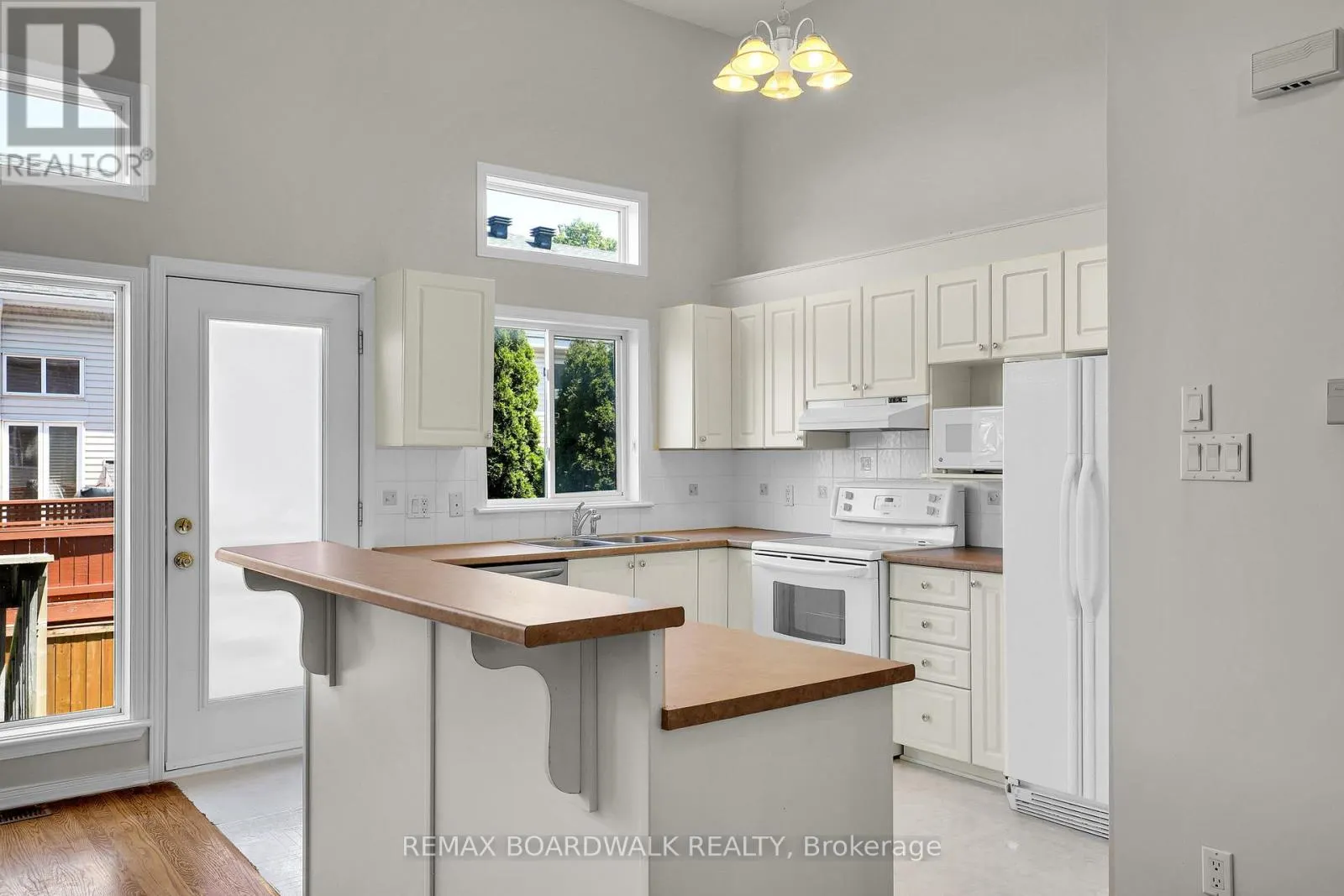 5 MAPLE PARK PRIVATE