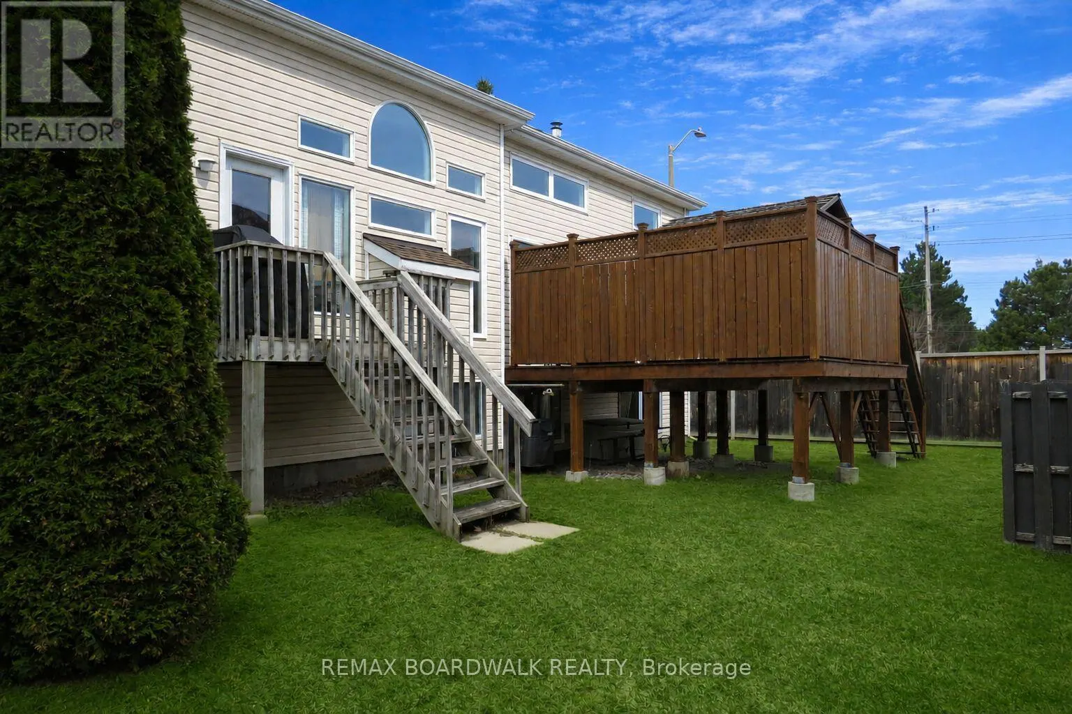 5 MAPLE PARK PRIVATE