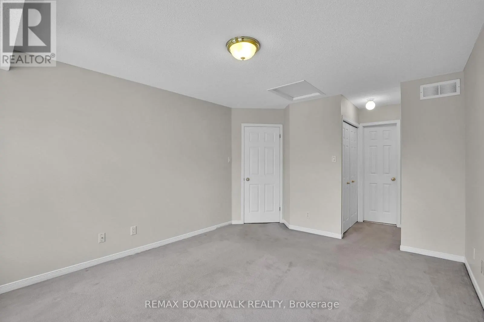 5 MAPLE PARK PRIVATE