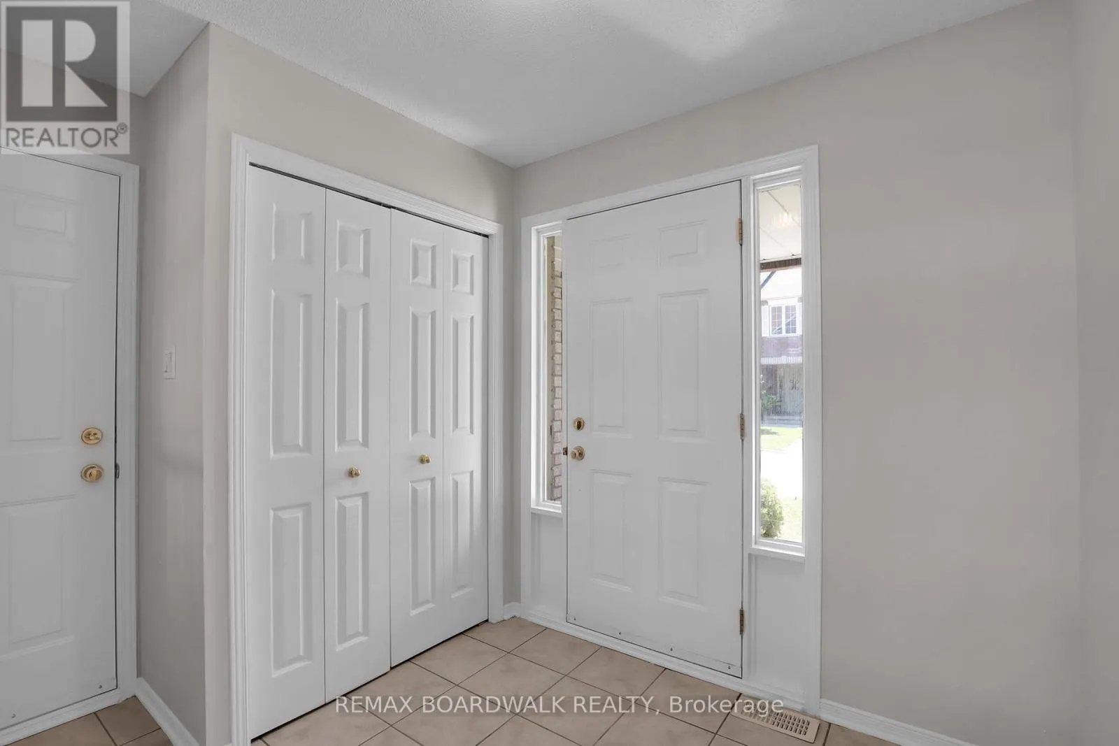 5 MAPLE PARK PRIVATE