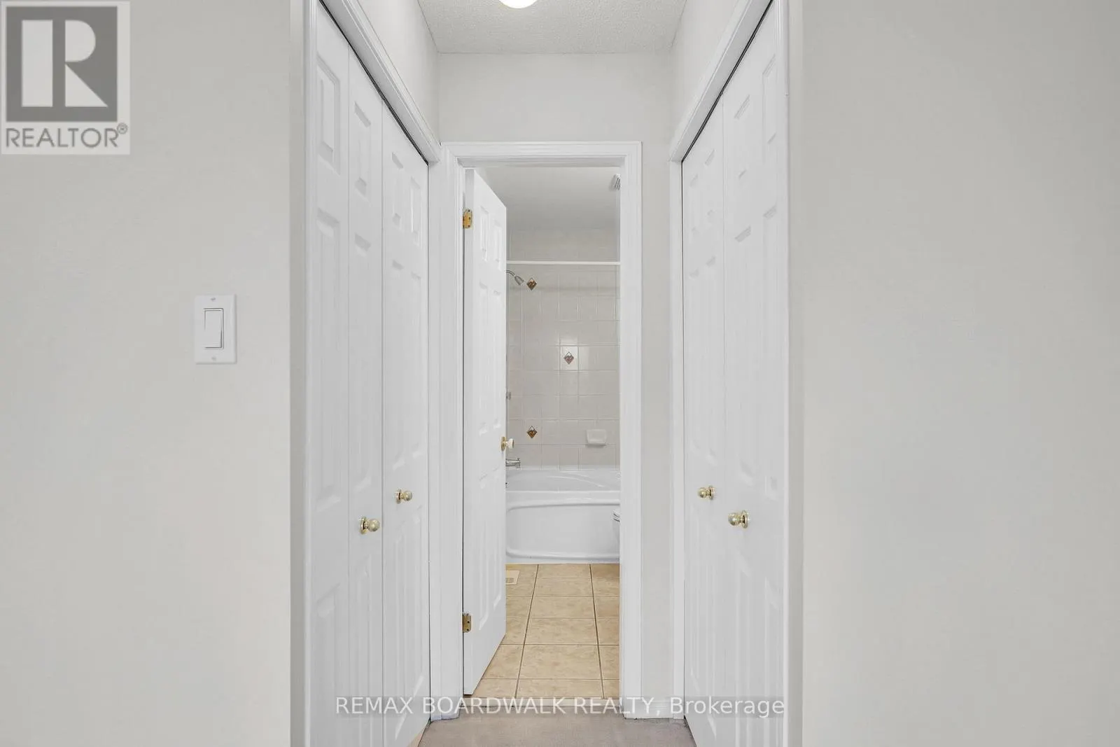 5 MAPLE PARK PRIVATE