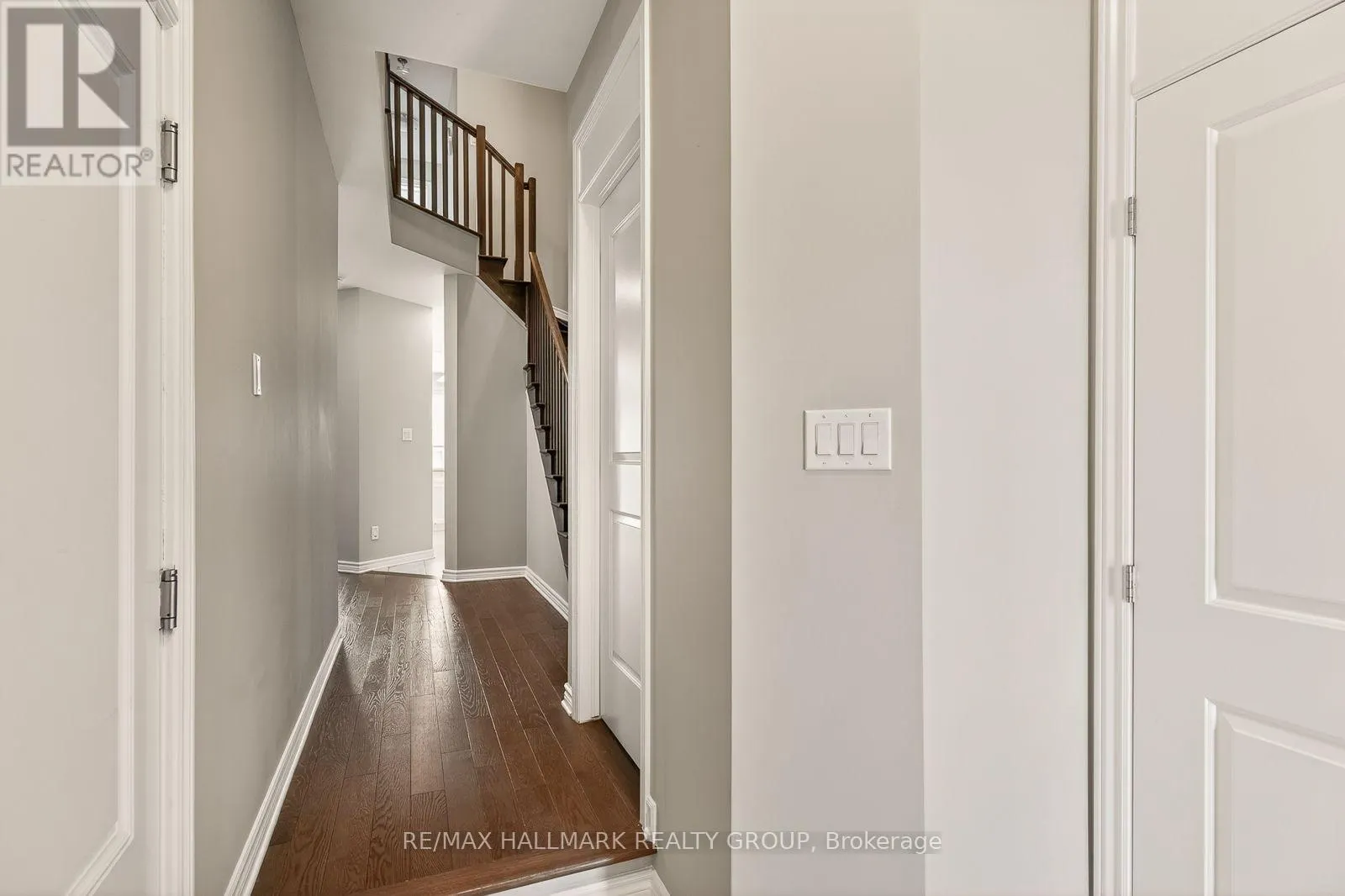 834 CEDAR CREEK DRIVE