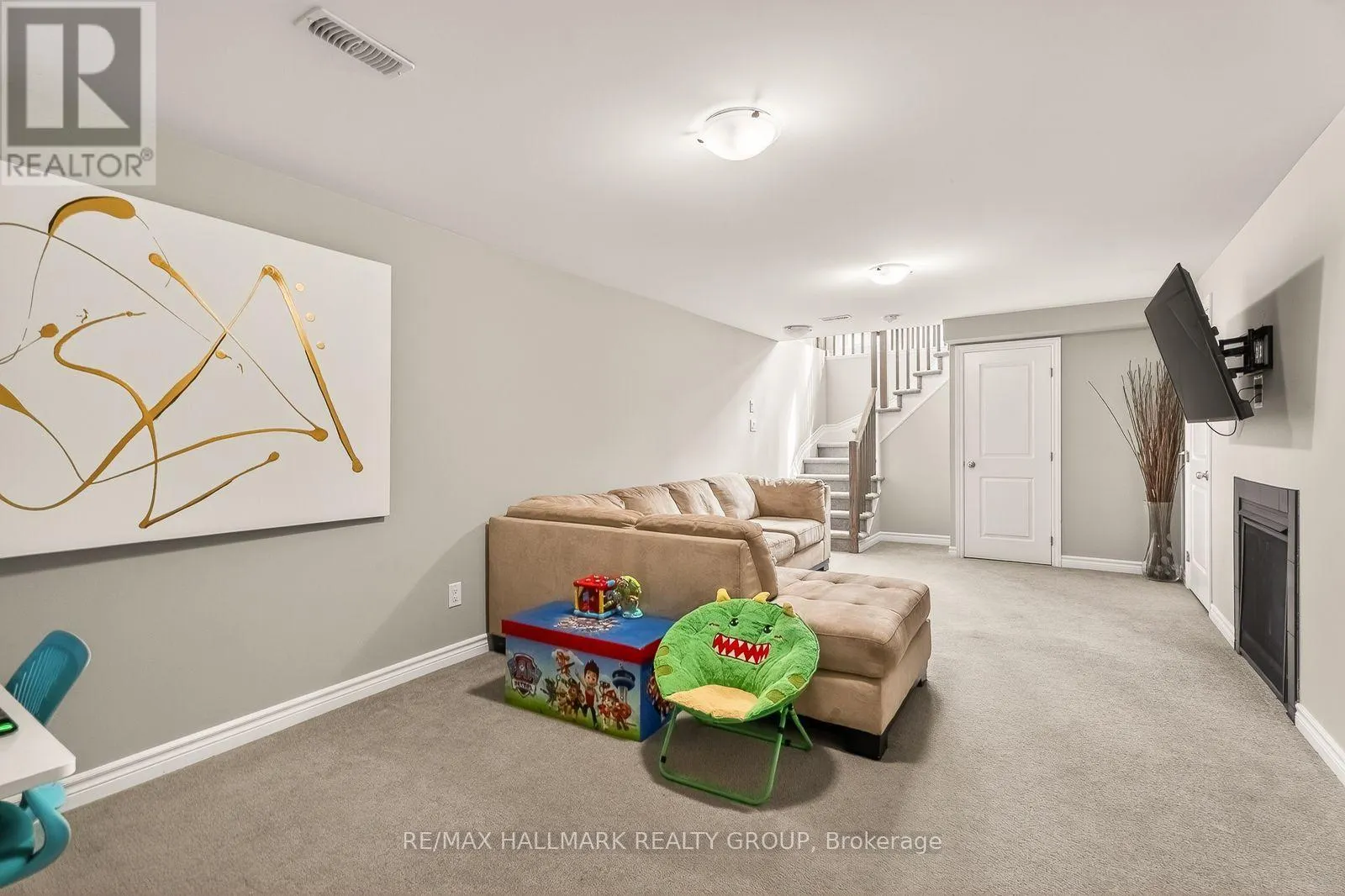 834 CEDAR CREEK DRIVE