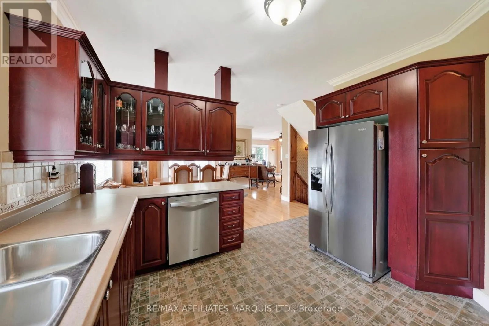 6242 SHANNON LANE