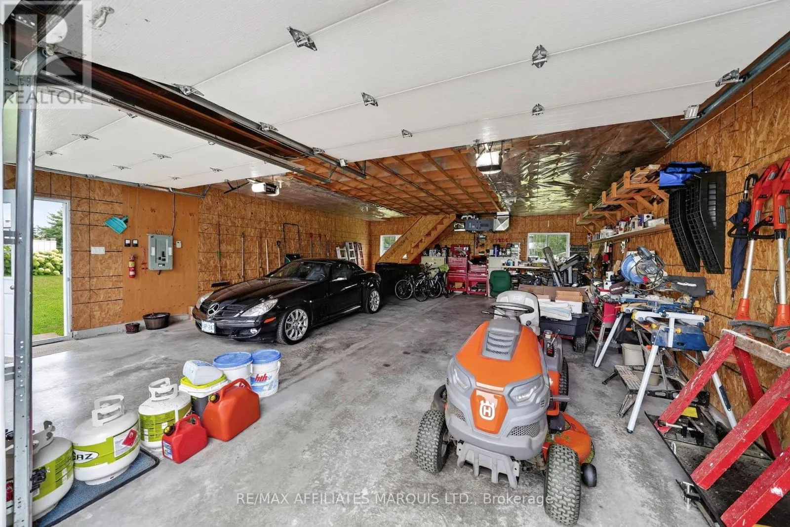 6242 SHANNON LANE