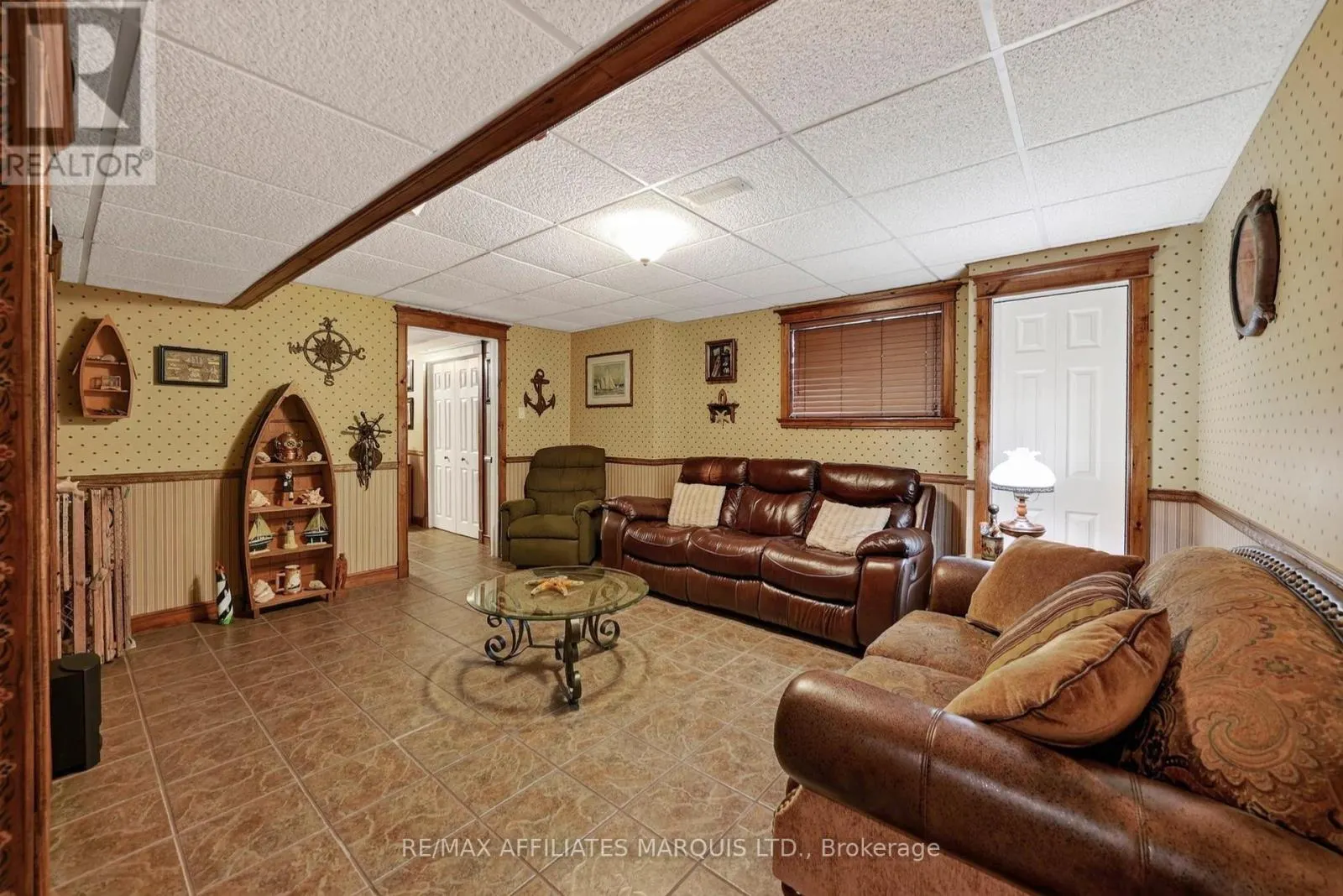 6242 SHANNON LANE