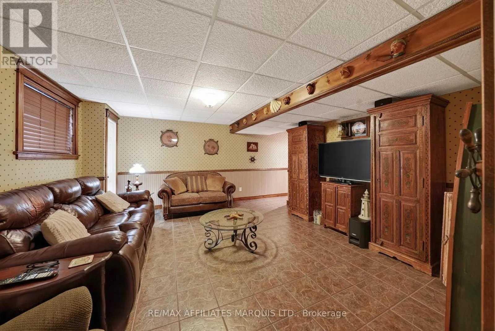 6242 SHANNON LANE