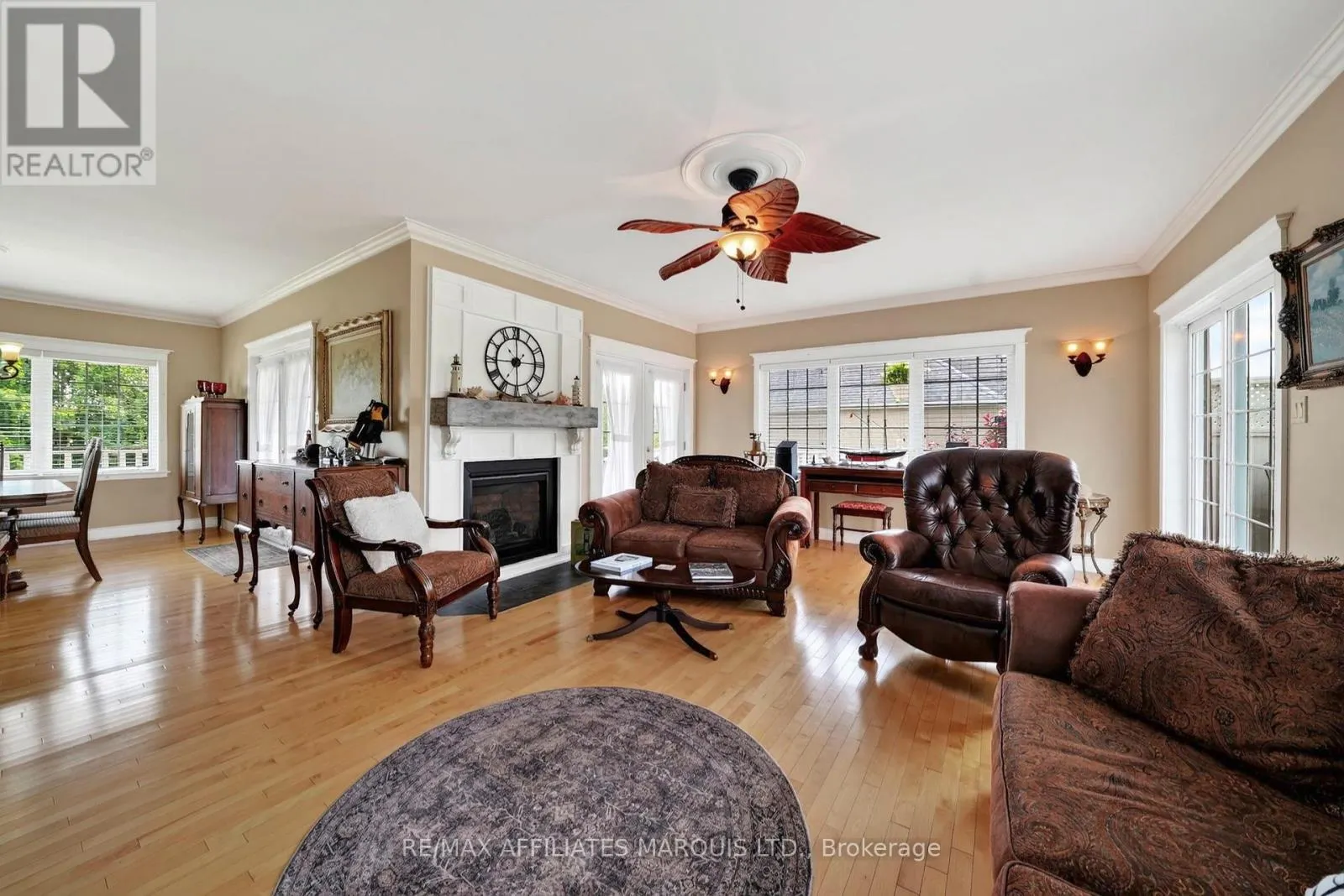 6242 SHANNON LANE