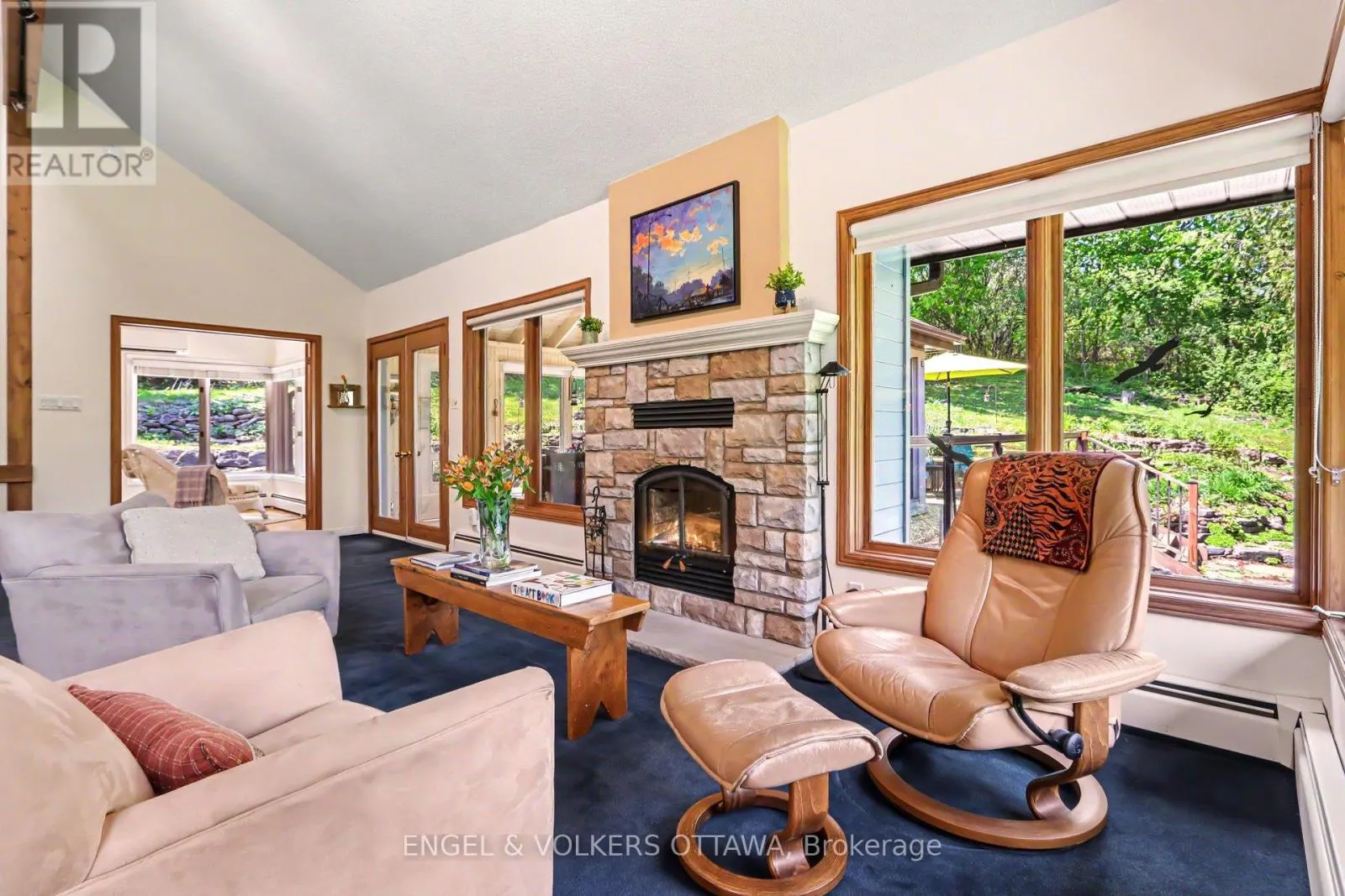 4637 NORTHWOODS DRIVE