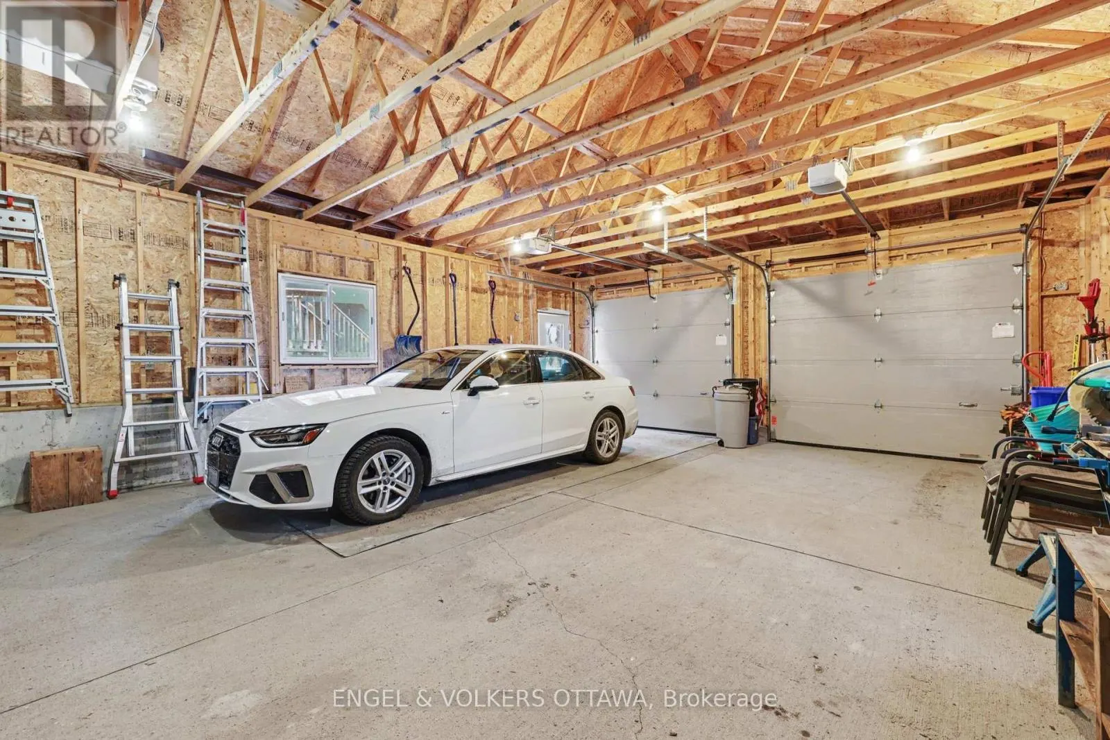 4637 NORTHWOODS DRIVE