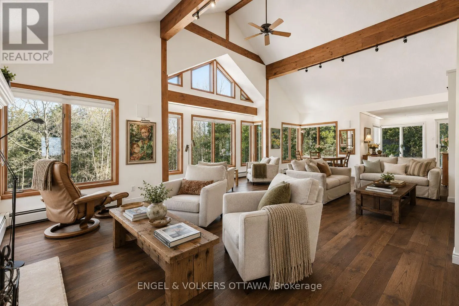 4637 NORTHWOODS DRIVE