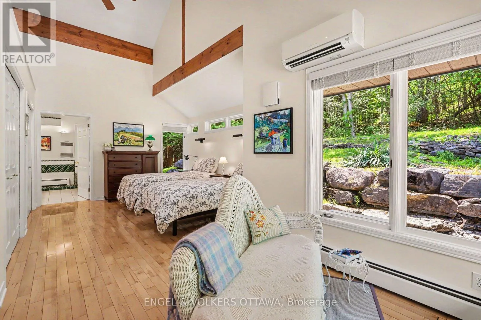 4637 NORTHWOODS DRIVE