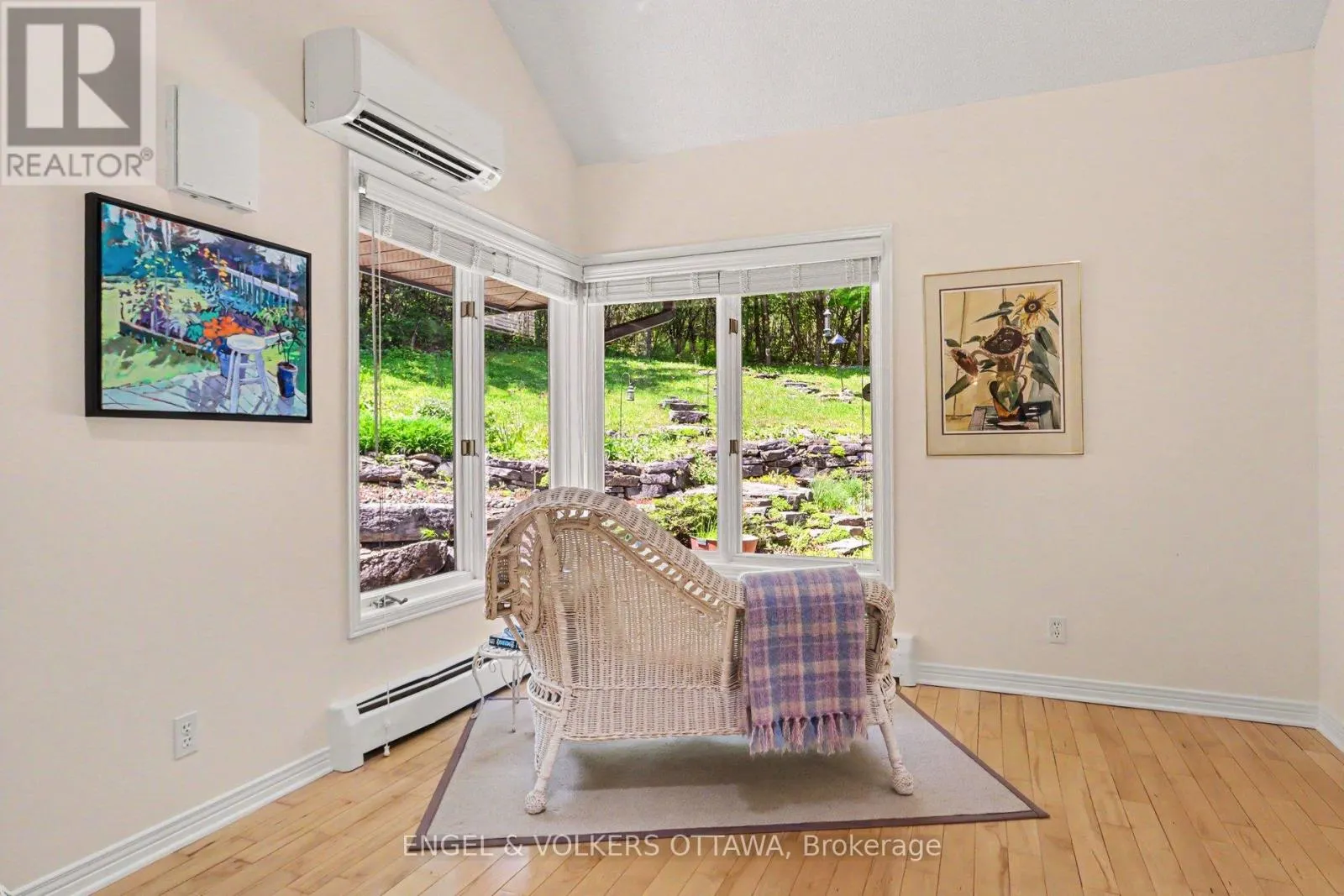 4637 NORTHWOODS DRIVE