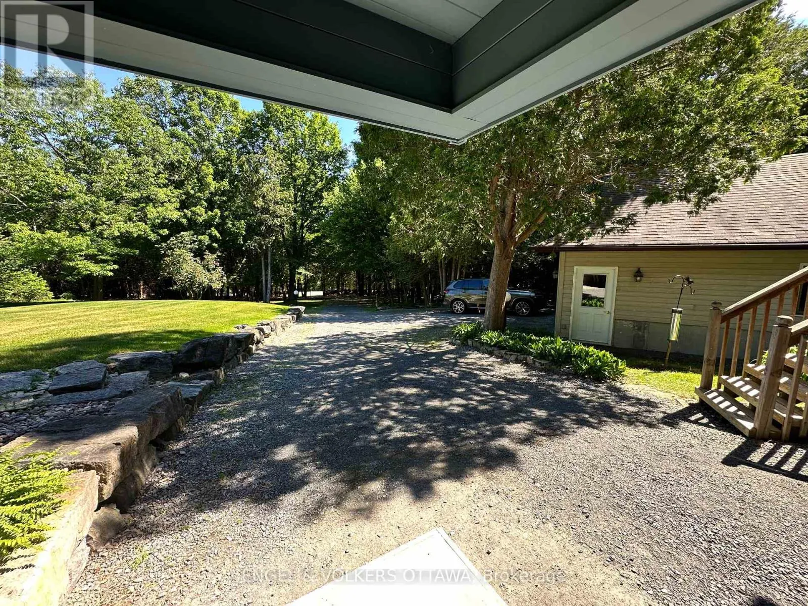4637 NORTHWOODS DRIVE